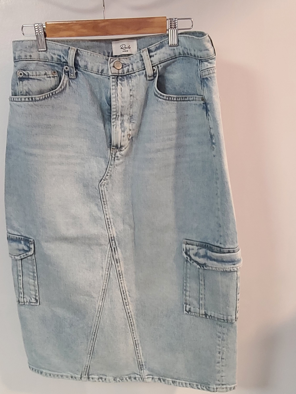 Rails Highland Cargo Denim Midi Skirt Blue
EUC